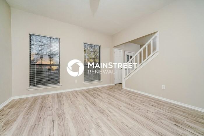 1001 Country Ln - Photo 3 of 16