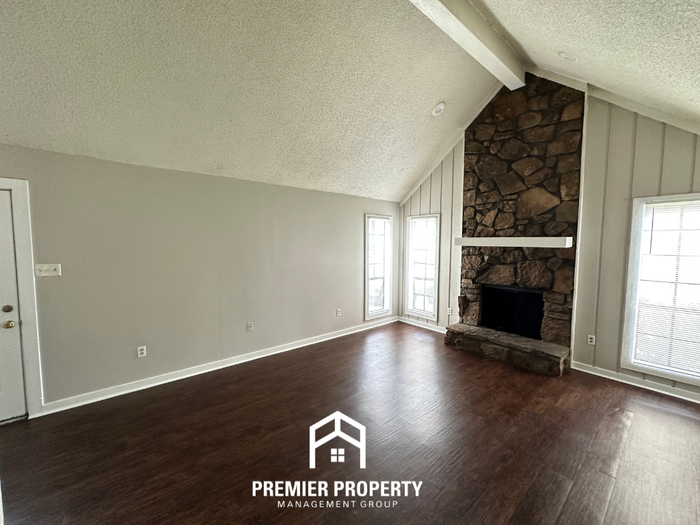 6167 Scarlet Leaf Dr - Photo 2 of 22