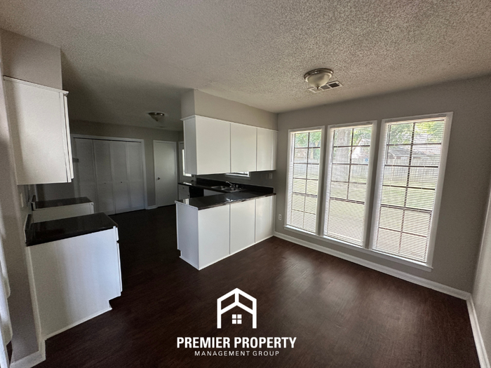 6167 Scarlet Leaf Dr - Photo 5 of 22