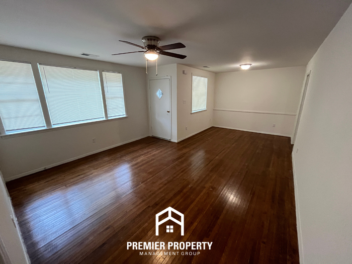 3197 Clearbrook St - Photo 2 of 24