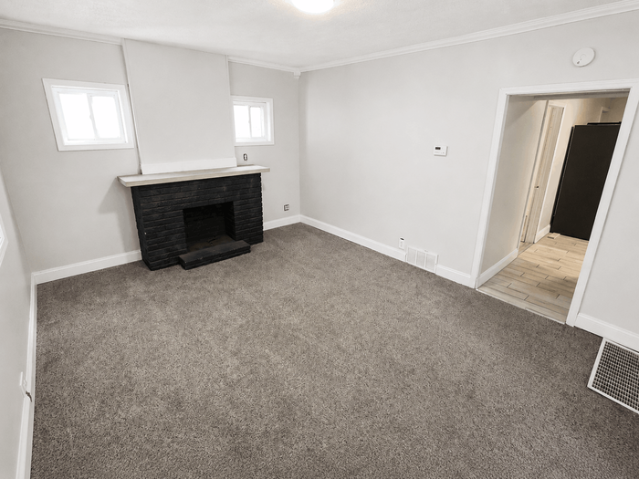885 Brown St - Photo 2 of 18