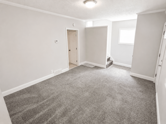 885 Brown St - Photo 3 of 18