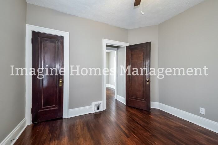 2097 Bunts Rd - Photo 7 of 11