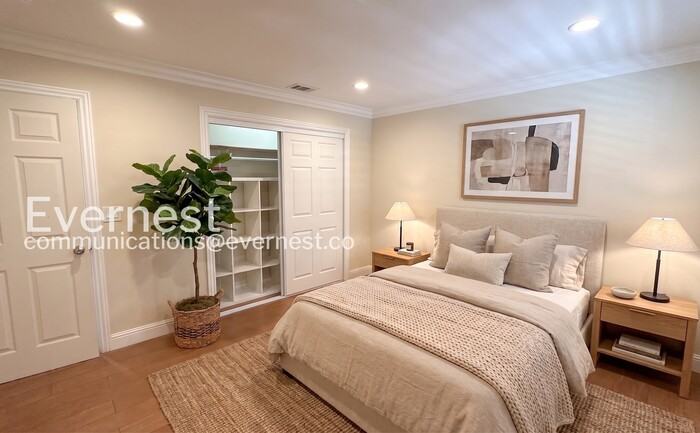 1111 Madera Ave - Photo 3 of 30