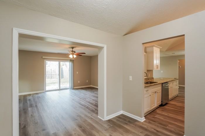 4140 Spring Way Cir - Photo 6 of 15