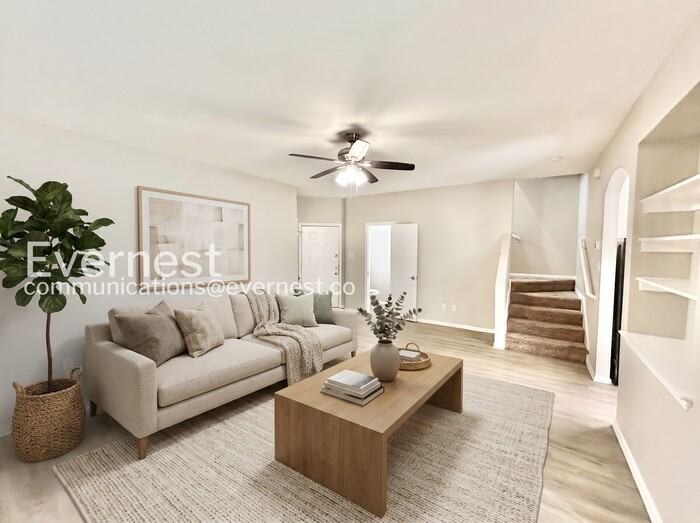 130 Creek Cove Dr - Photo 4 of 27