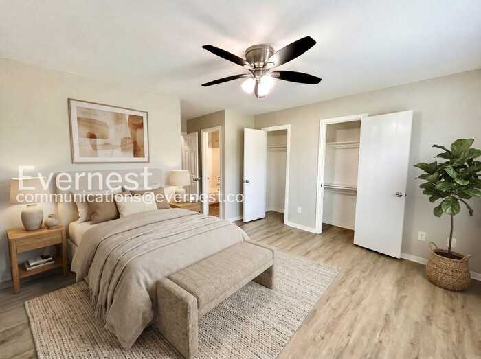 130 Creek Cove Dr - Photo 5 of 27