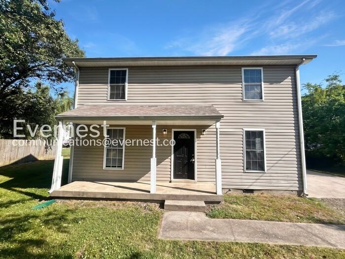 811 Glade View Ct - Photo 2 of 26