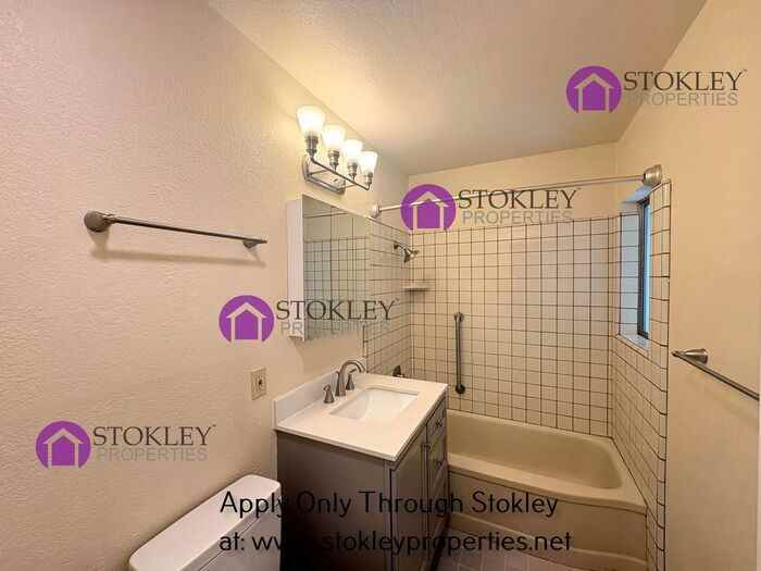 1918 Jeanette Dr - Photo 7 of 23