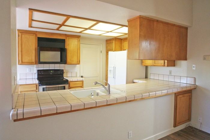 3305 Archbury Ct - Photo 3 of 11