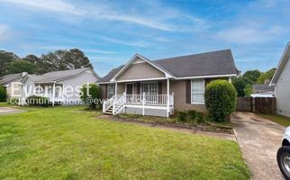 featured image of 6825 Brittany Pl