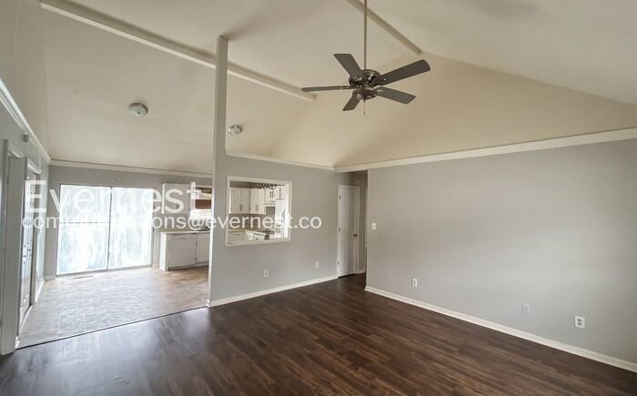 6825 Brittany Pl - Photo 4 of 19