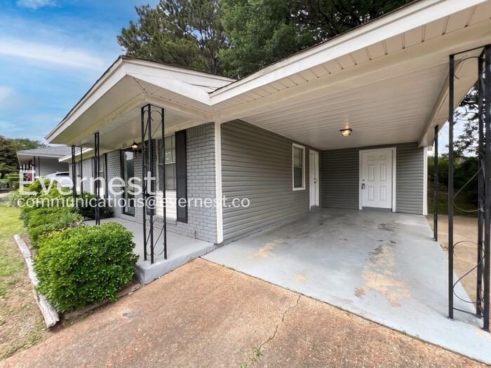 856 White Clover Ln - Photo 3 of 22