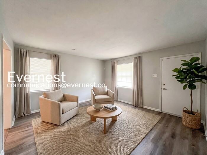 856 White Clover Ln - Photo 4 of 22