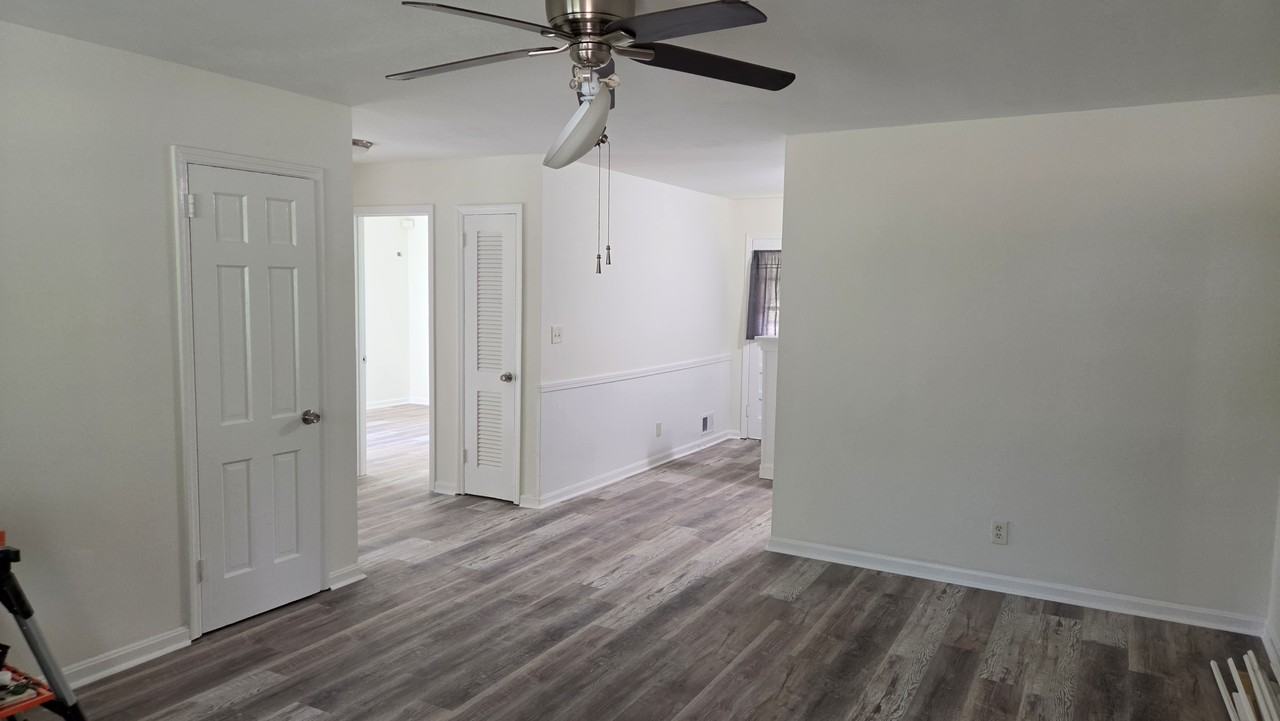 2201 Pine Rd #A - Photo 4 of 7