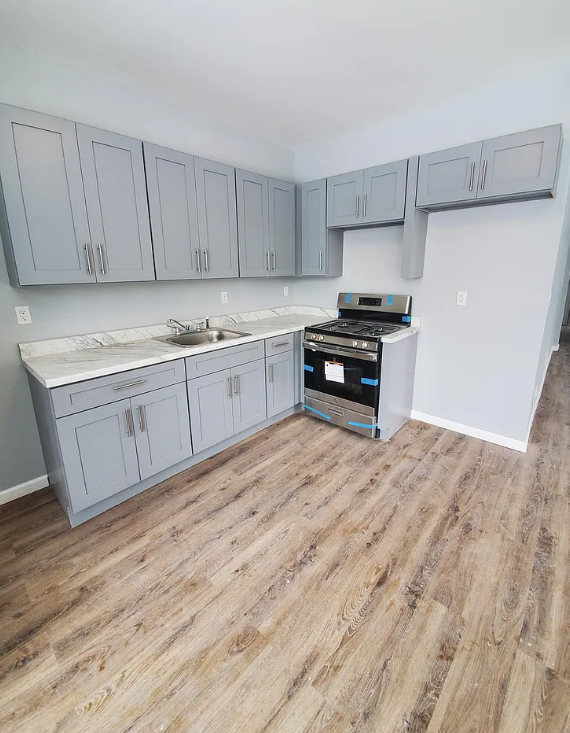 218 Hansbury Ave #3 - Photo 4 of 4