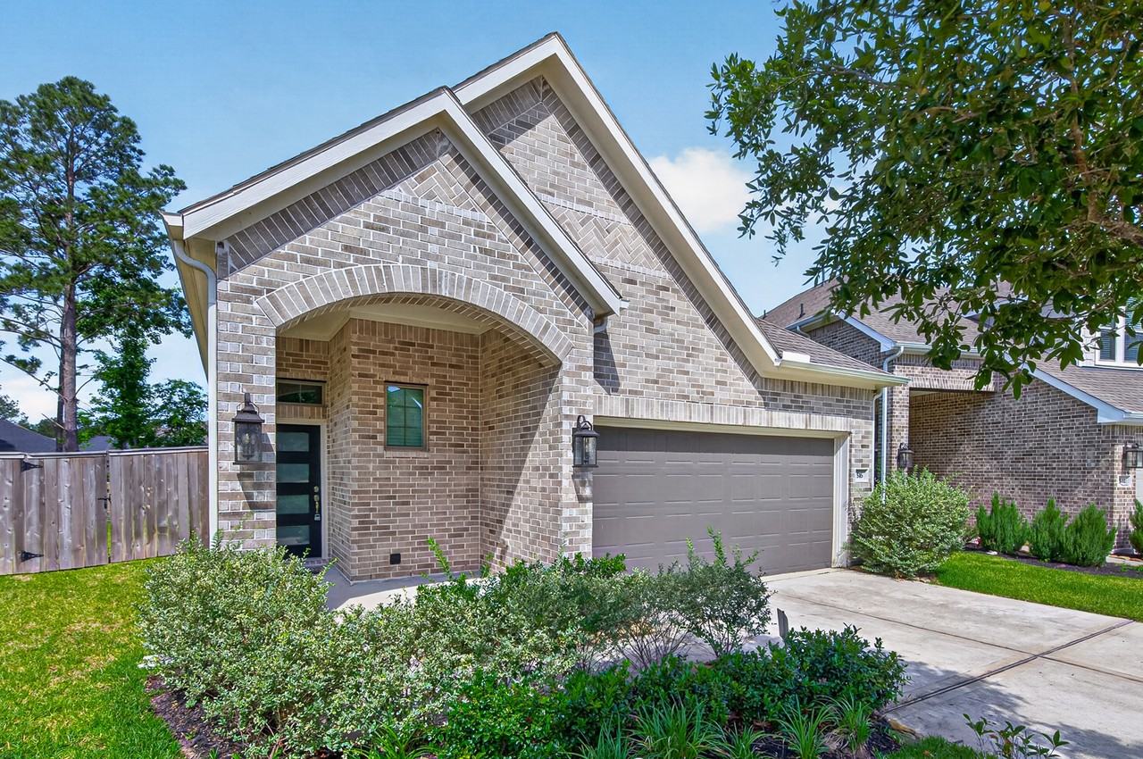 516 Shine Ct #NA - Photo 2 of 41