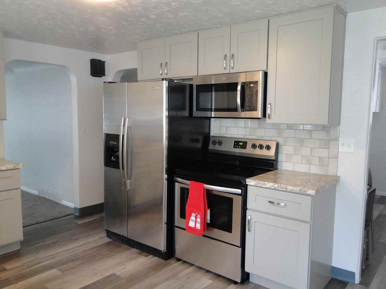 503 S Chestnut St #A - Photo 7 of 17