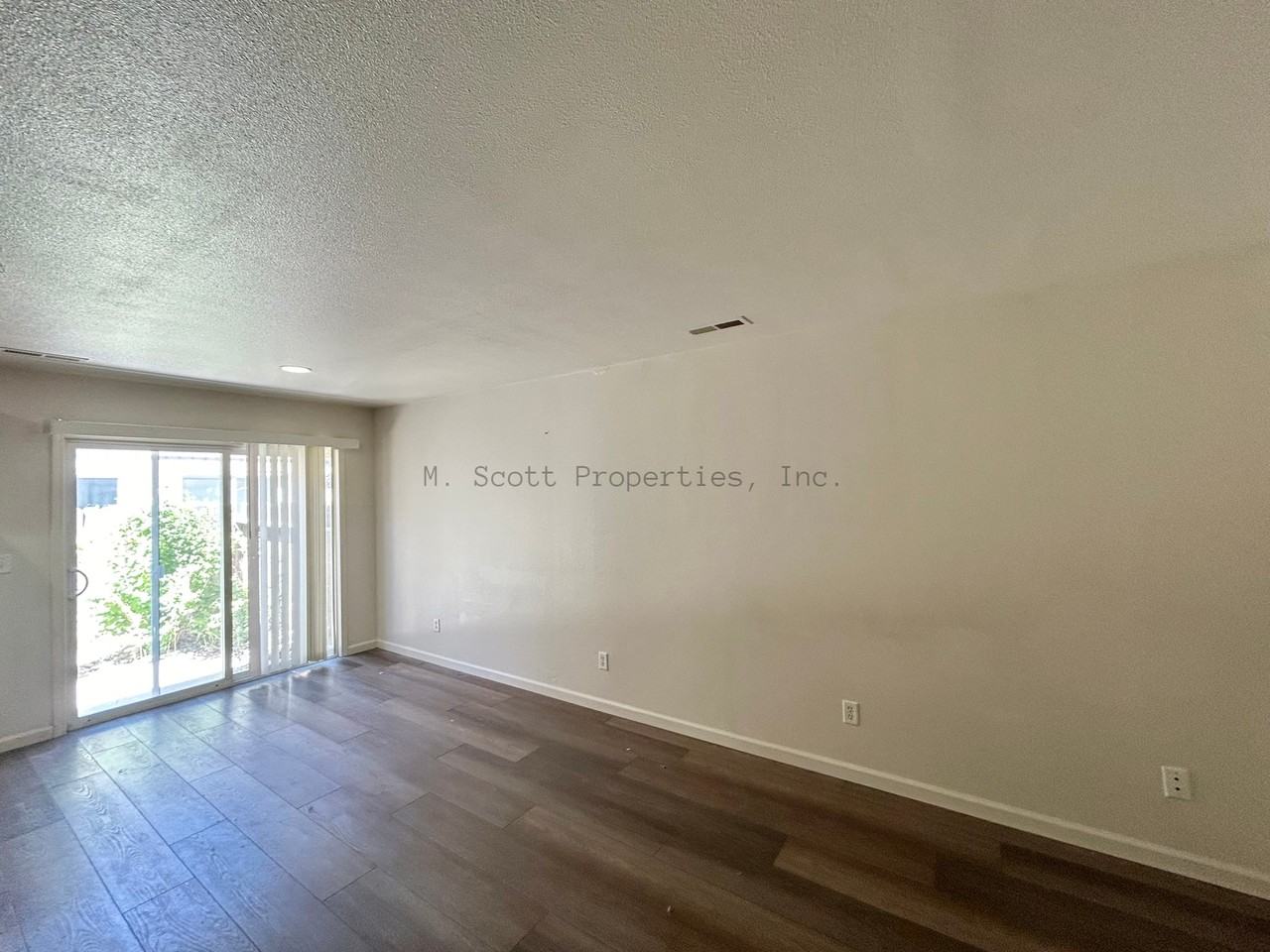 105 Justin Ln #A - Photo 2 of 6