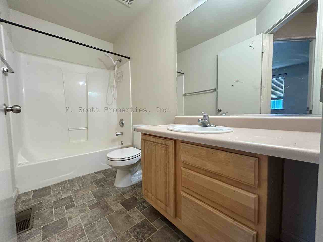 105 Justin Ln #A - Photo 5 of 6