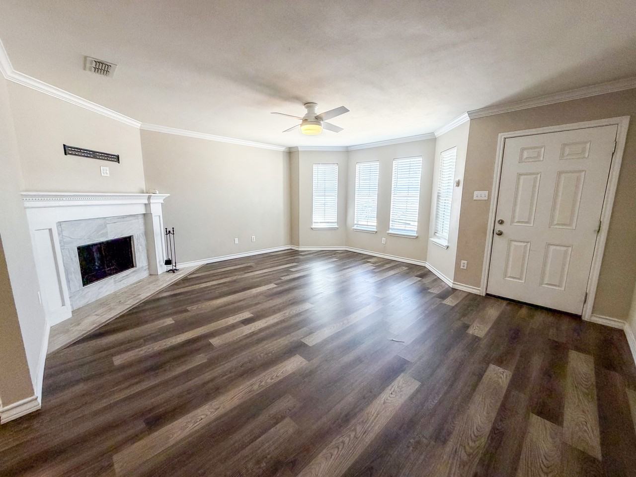 1816 75th St #NA - Photo 3 of 27
