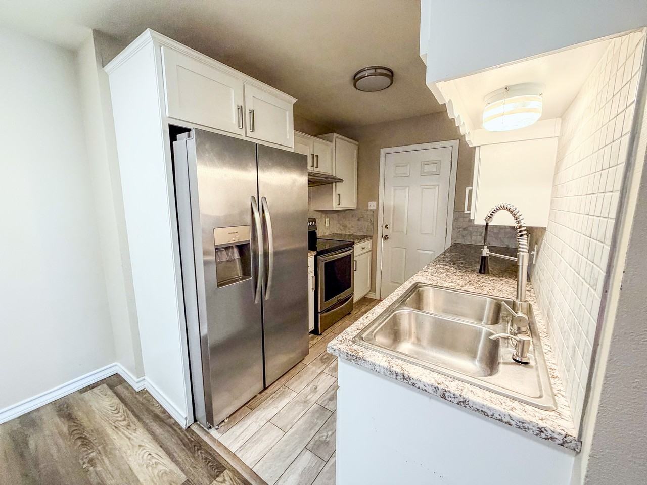 1816 75th St #NA - Photo 5 of 27