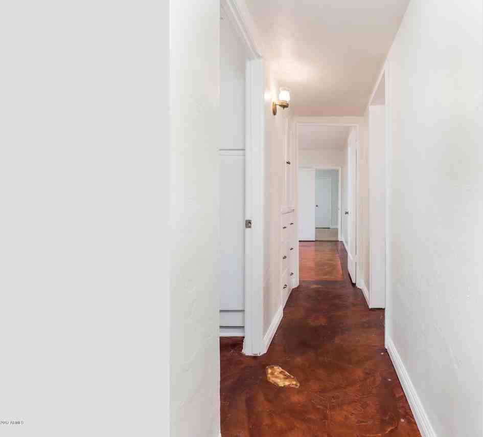 2010 N 16th Ave #NA - Photo 7 of 33
