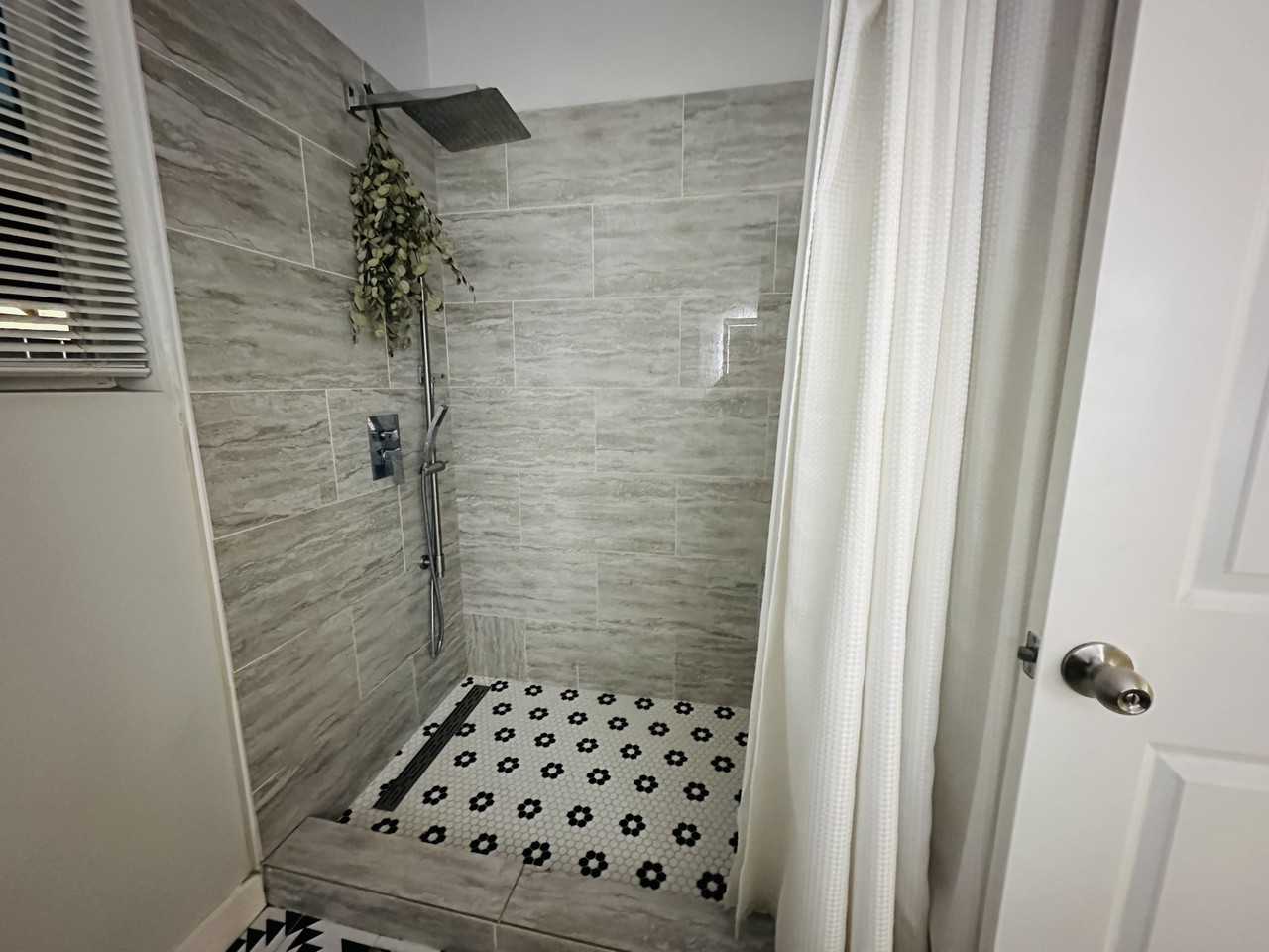 2707 Cridge St #NA - Photo 5 of 9