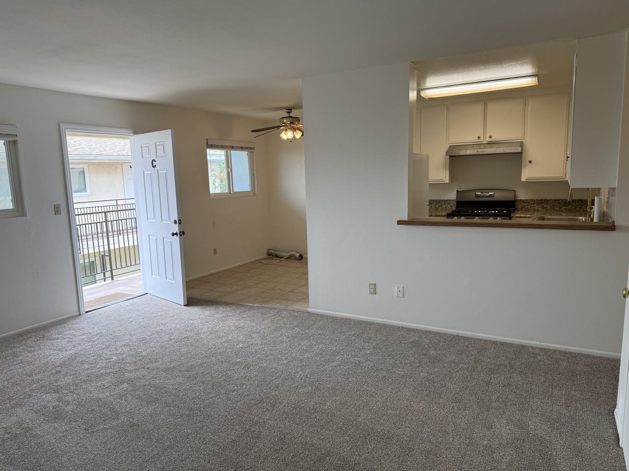 2324 England St #C - Photo 3 of 10