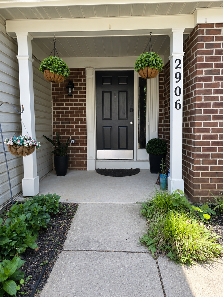 2906 Clovercrest Way - Photo 3 of 34