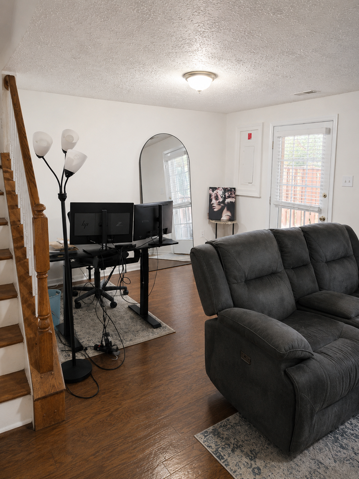 2906 Clovercrest Way - Photo 6 of 34