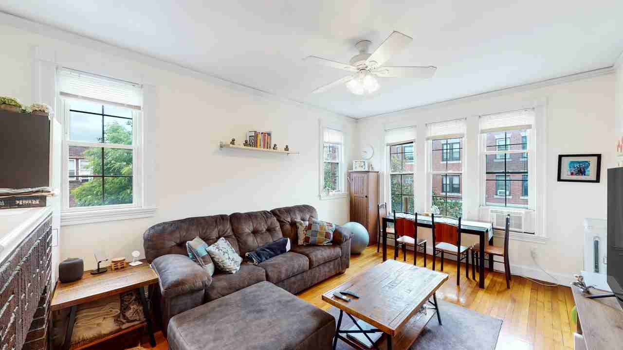 15 Glenville Ave #11 - Photo 2 of 15