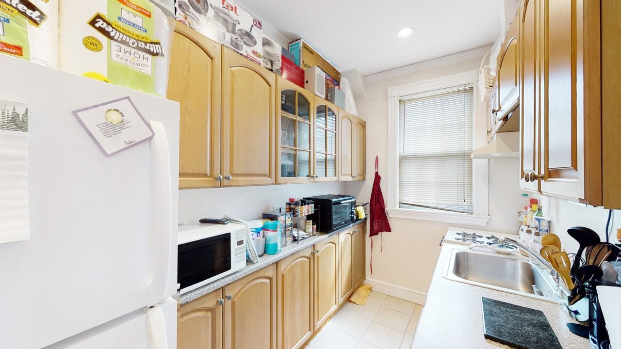 15 Glenville Ave #11 - Photo 4 of 15