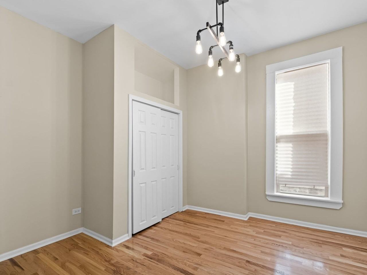 7622 S Normal Ave #2 - Photo 2 of 5