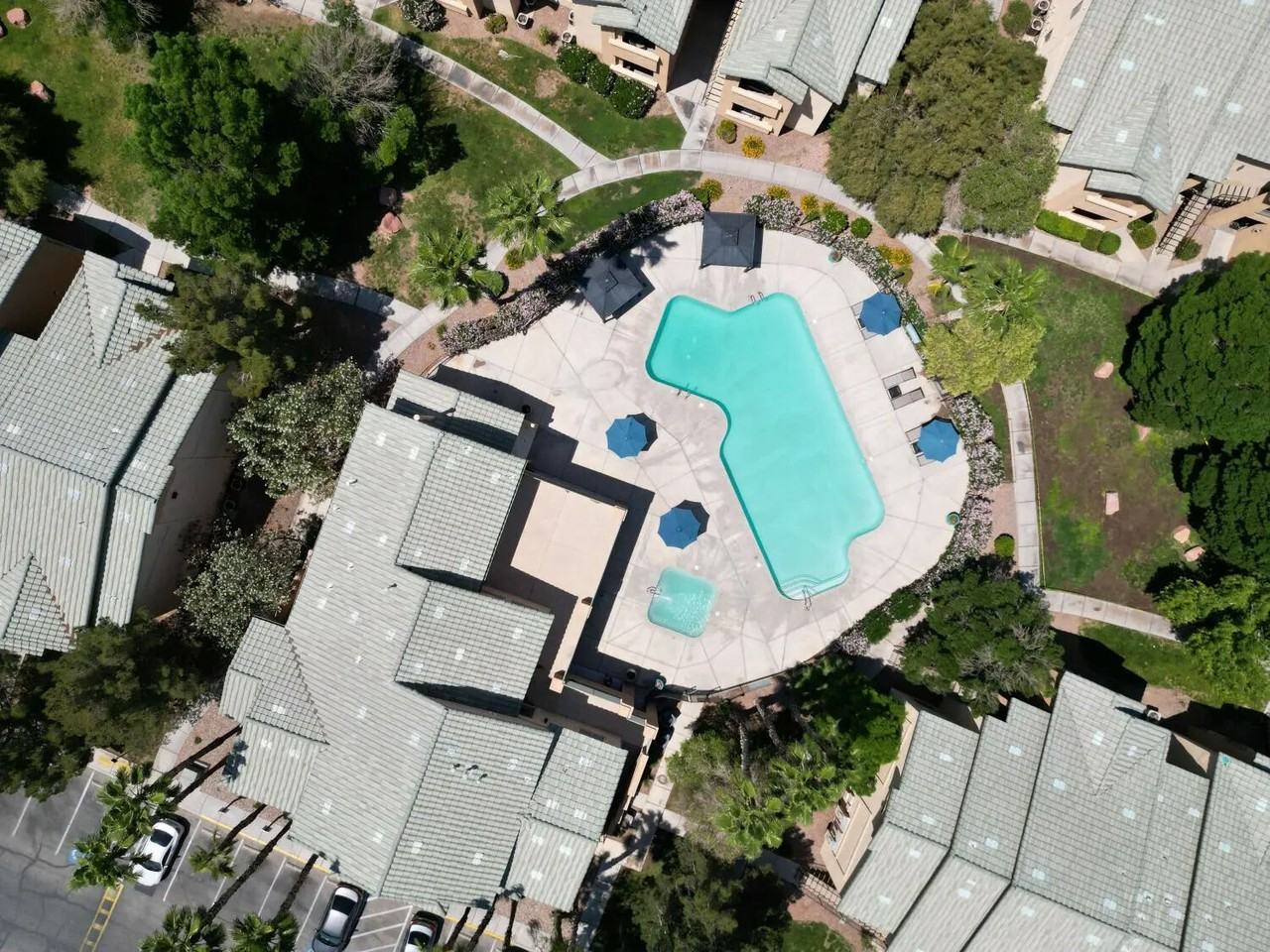 Jovanna Villas - Photo 3 of 43
