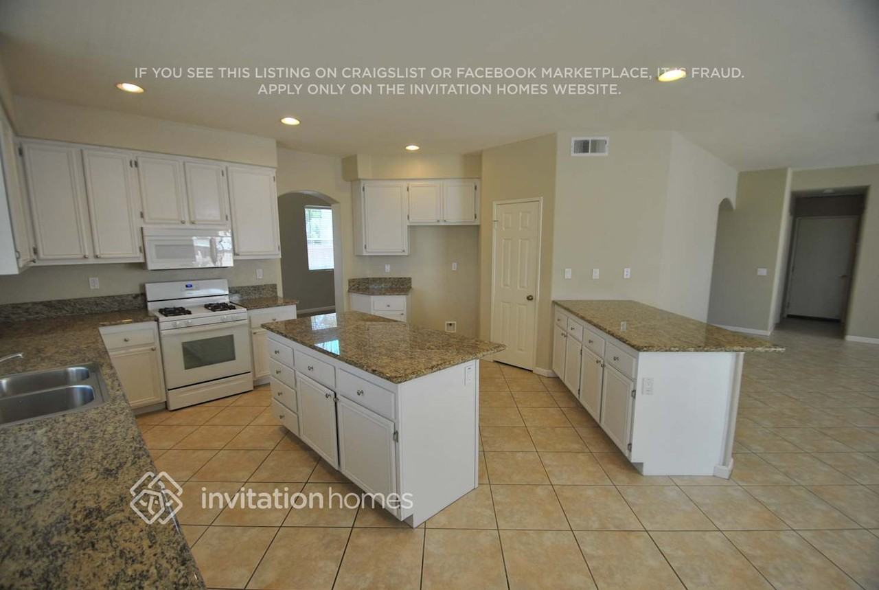 23389 Mountain Song Loop - Photo 4 of 11