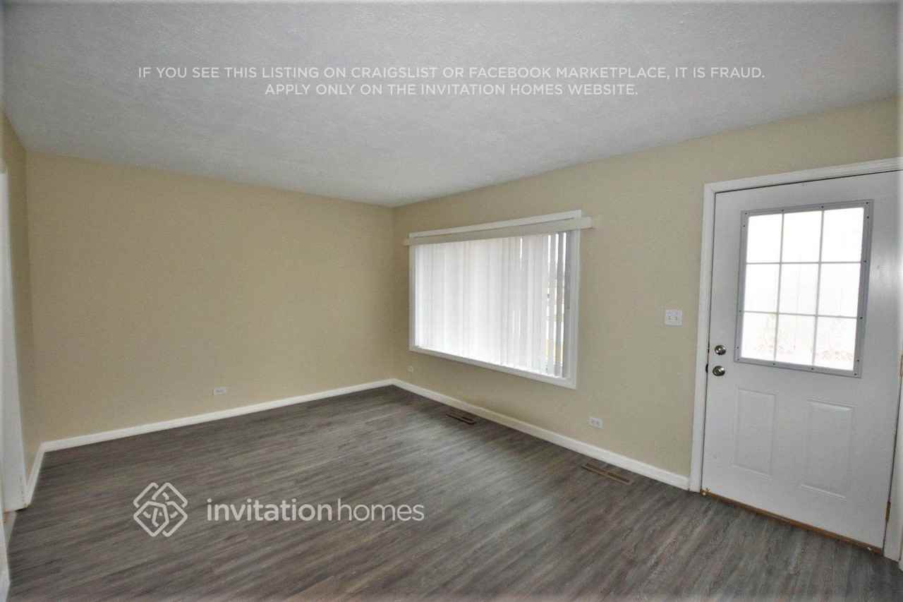 337 E Fullerton Ave - Photo 6 of 16