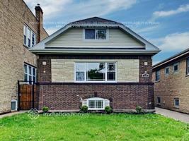 featured image of 1939 N Sayre Ave