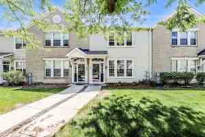 featured image of 271 Springbrook Trl S