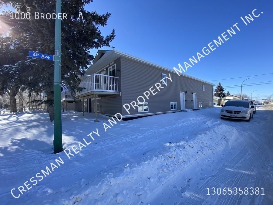 1000 Broder - Photo 2 of 10