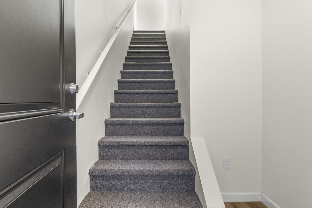 611 South Anderson StreetB3 #B3 - Photo 5 of 35