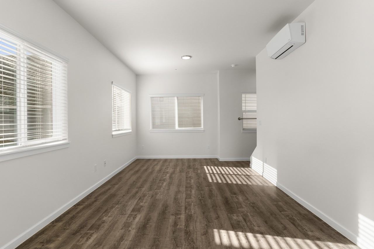 611 South Anderson StreetB3 #B3 - Photo 7 of 35