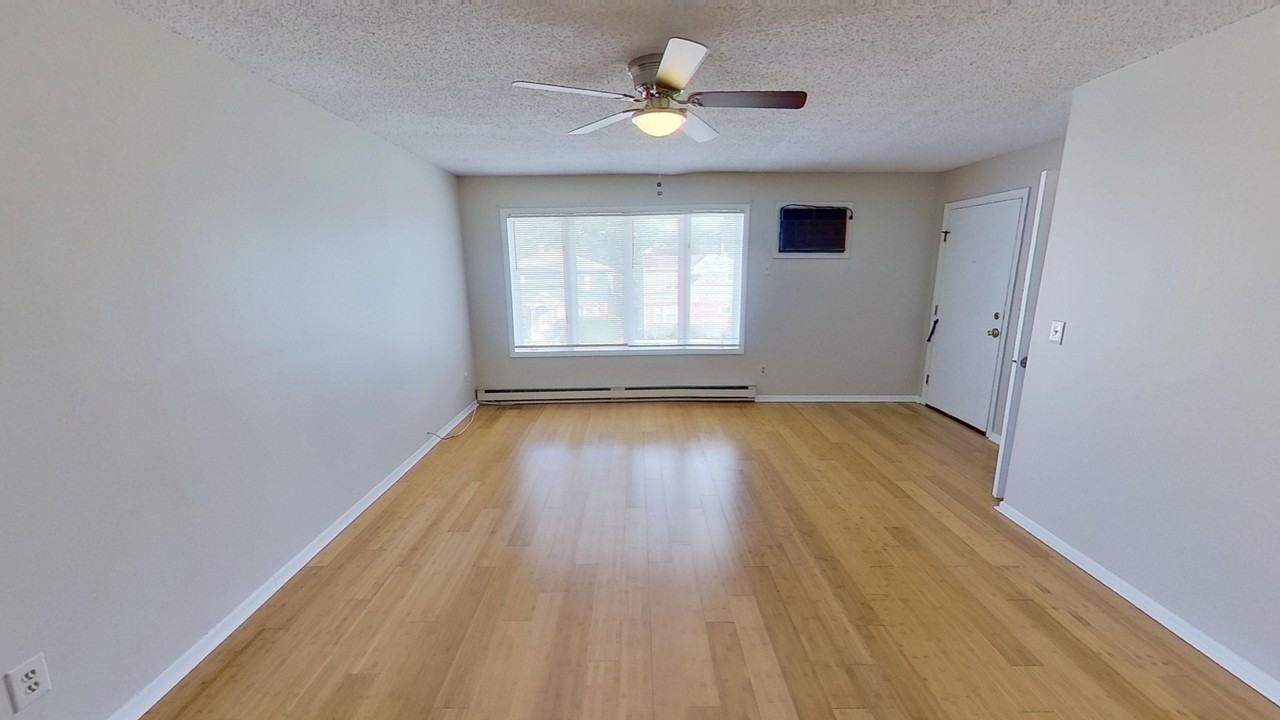 35 Parkwood St #2 - Photo 5 of 35