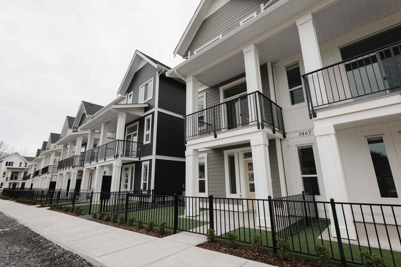 Cedarbrook Townhomes - Photo 5 of 45