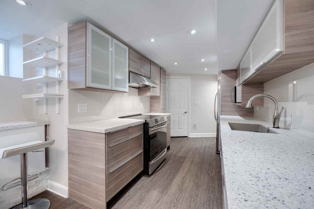 21 Clendenan Avenue - Photo 3 of 17