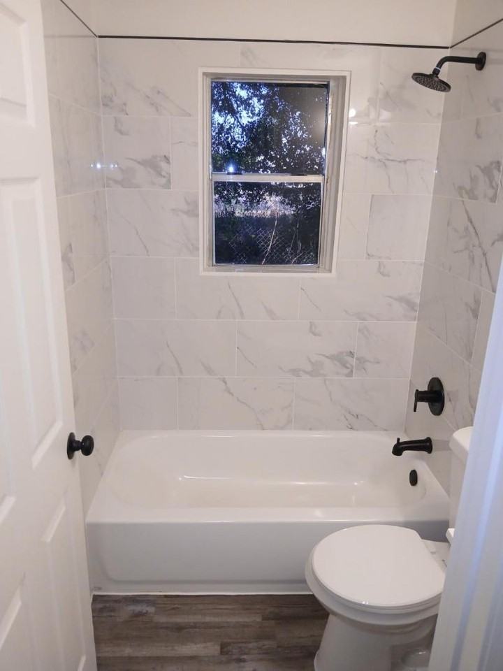 758 Terminal Ct - Photo 3 of 10