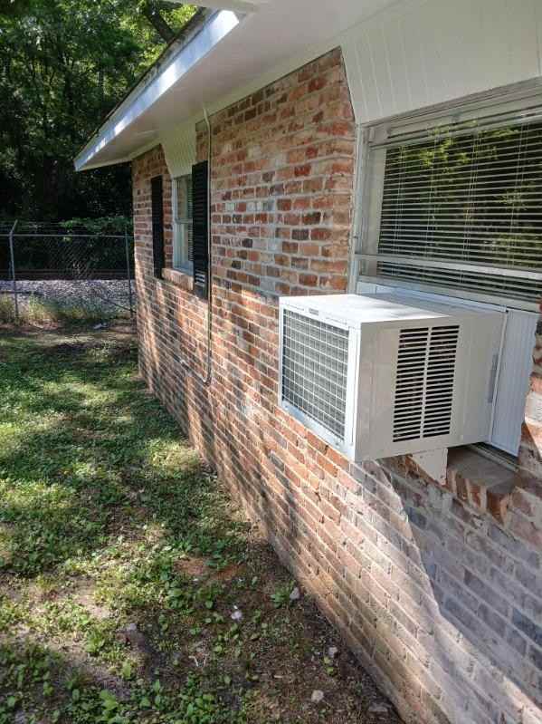 758 Terminal Ct - Photo 7 of 10