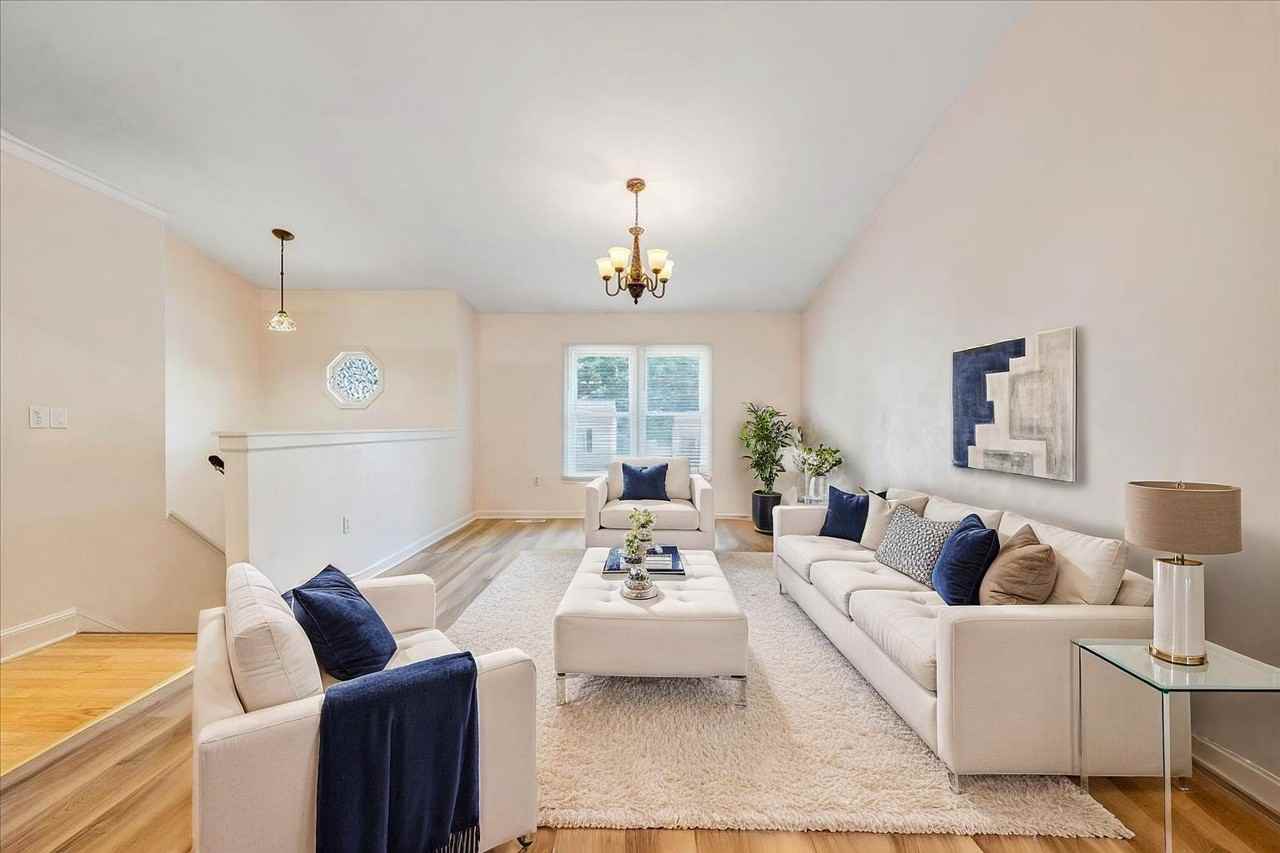 2823 Lansing Dr Sw - Photo 4 of 20