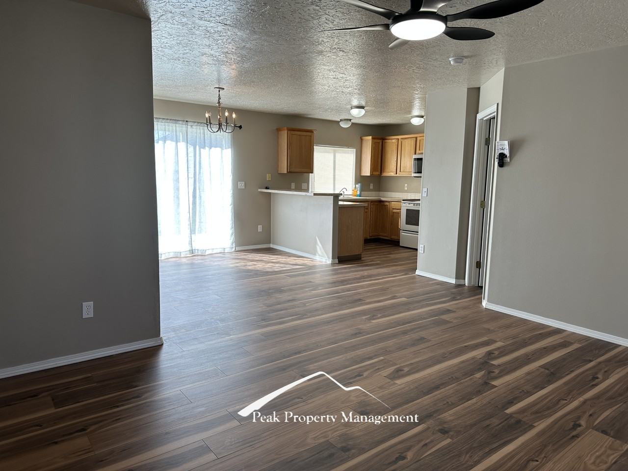 2524 Colfax Dr #1 - Photo 2 of 25