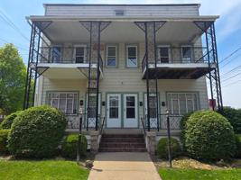 featured image of 152 8th St Nw